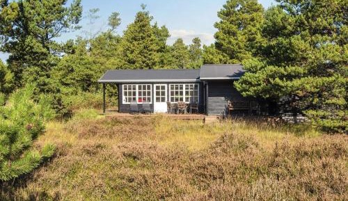 Three-Bedroom Vacation Home 