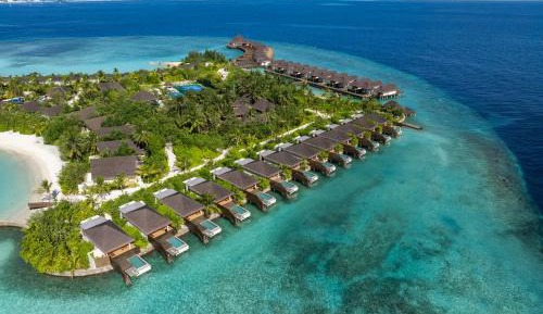 Waterfront Pool Villa - 1 King, All Inclusive Meal Plan