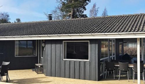 Four-Bedroom Holiday Home