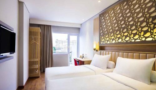 Twin Room with Balcony