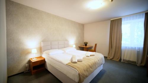 Large Double Room