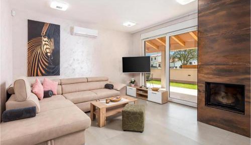 Three-Bedroom Vacation Home 