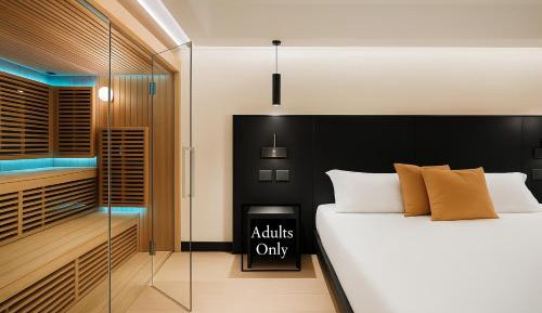 King Room with Spa Bath