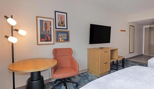 Room with Two Queen Beds - Non-Smoking