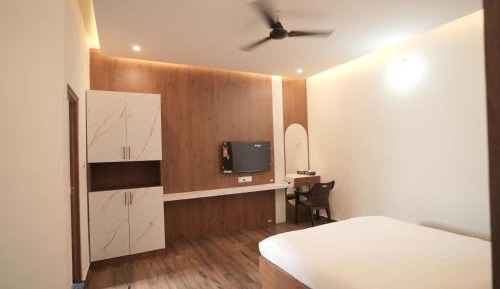 Queen Room
