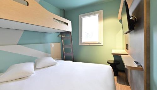 Family Room with One Double Bed and Two Single Beds