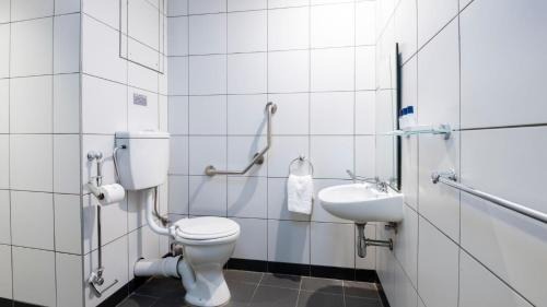 King Room - Disability Access