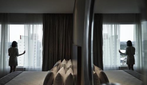 Executive Suite One King