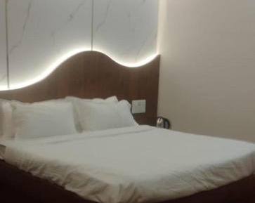 Queen Room with Balcony