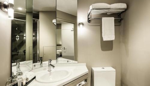 Executive Queen Room High Floor