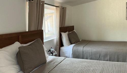 Deluxe Queen Room with Two Queen Beds