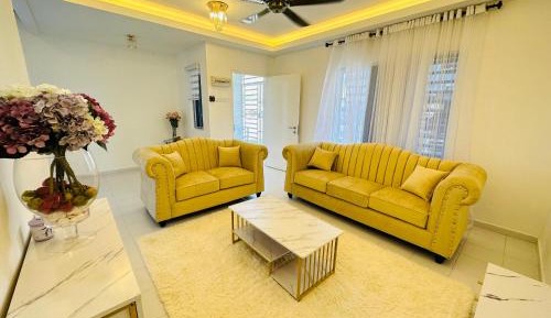 Three-Bedroom Vacation Home 