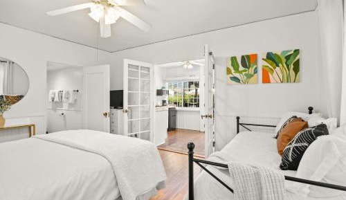 One Bedroom Apartment