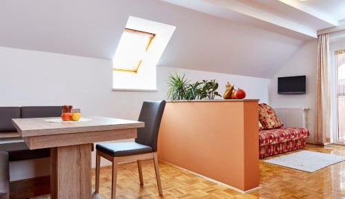 One-Bedroom Apartment with Balcony