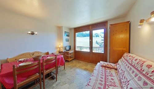 Apartment (5 Adults)