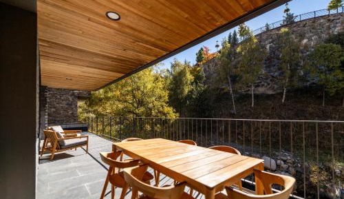 Two-Bedroom Apartment with Terrace