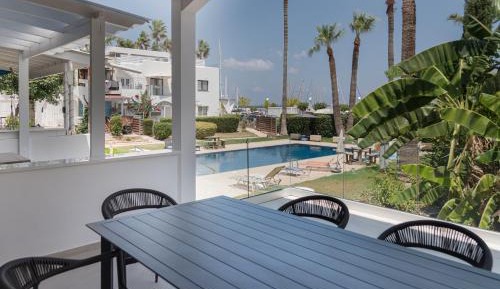 Two-Bedroom Apartment with Sea View