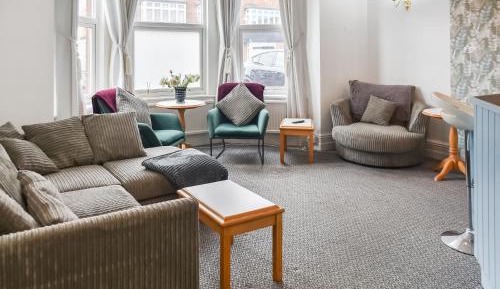 Twelve-Bedroom Holiday Home