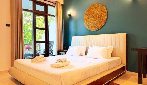 Deluxe Double Room with Balcony