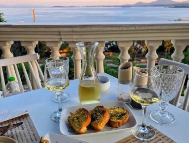 Studio with Sea View