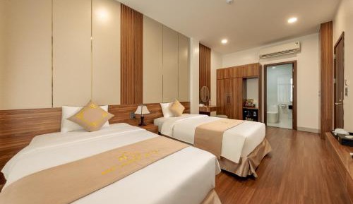 Twin Room with View