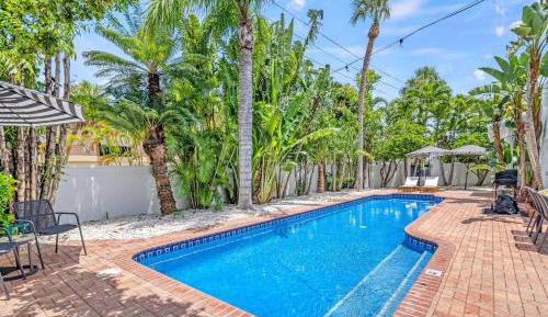 Five-Bedroom Holiday Home