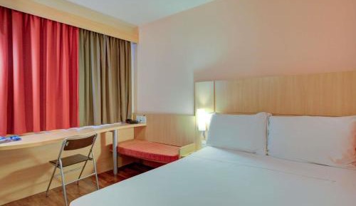 Standard Adapted Apartment with One Double Bed