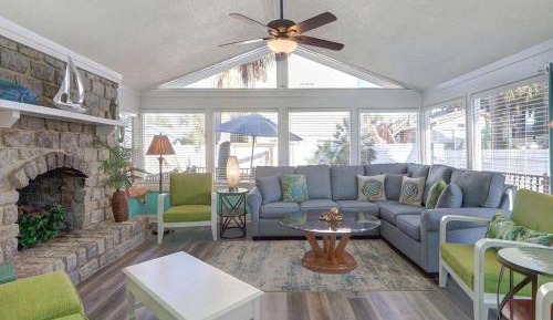 Two-Bedroom Holiday Home