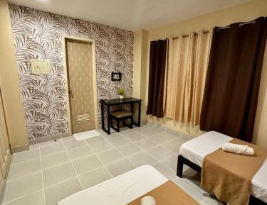 Twin Room with Private Bathroom