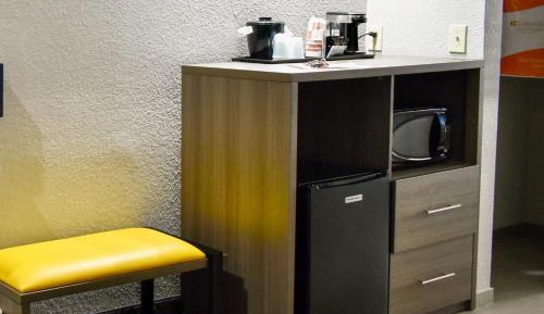King Suite with Sofa Bed - Non-Smoking
