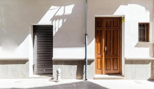 Studio with Balcony