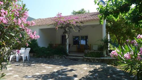 Villa with Sea View