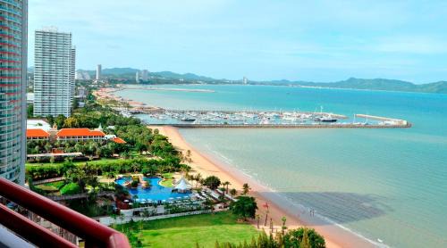 Deluxe Apartment with Sea View