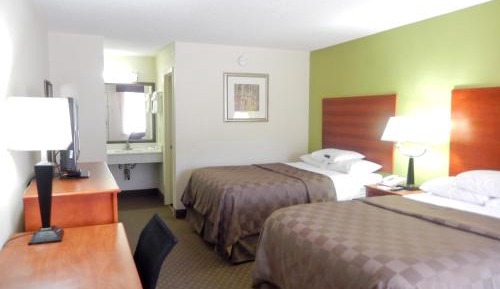 Deluxe Quadruple Room - Non-Smoking