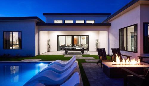 Nine-Bedroom Holiday Home