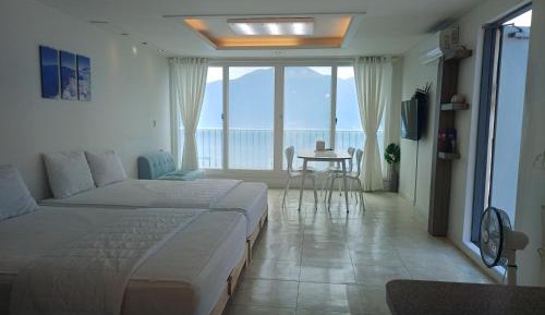 Studio with Sea View