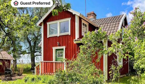 Two-Bedroom Holiday Home