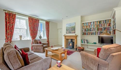 Two-Bedroom Holiday Home