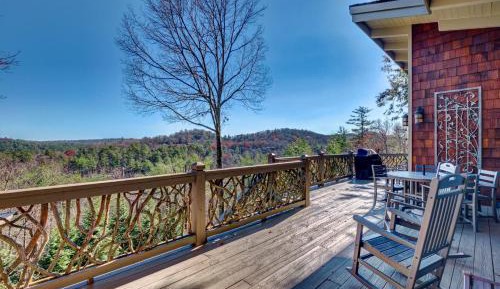 Three-Bedroom Vacation Home 
