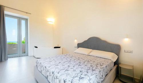 Double Room with Spa Bath