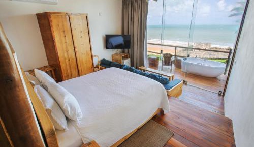 Queen Room with Spa Bath