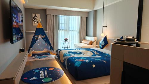 Deluxe Family Room