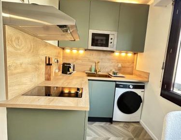 One-Bedroom Apartment