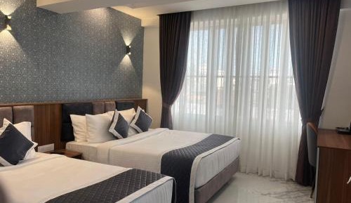 Classic Triple Room