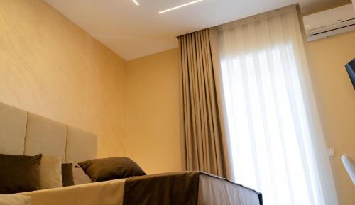 Deluxe Double Room with Balcony and Sea View