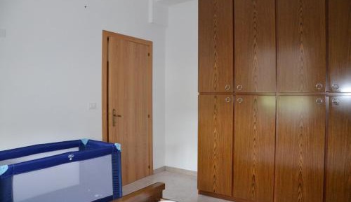 Two-Bedroom Deluxe Apartment with Garden View