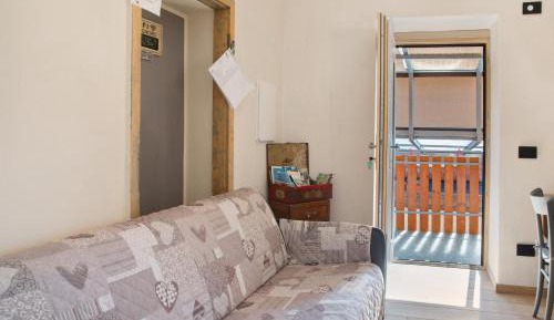 Superior One-Bedroom Apartment with Balcony