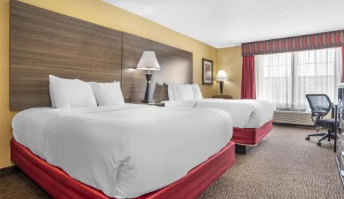 Queen Room with Two Queen Beds - Non-Smoking