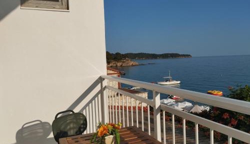 Studio with Sea View