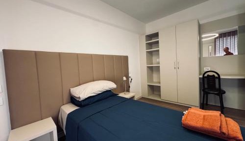 Large Double or Twin Room